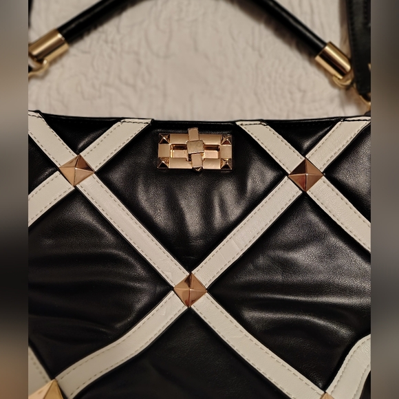 Black & White Cross-Strap Leather Shoulder Bag with Gold Accents - Picture 6 of 12